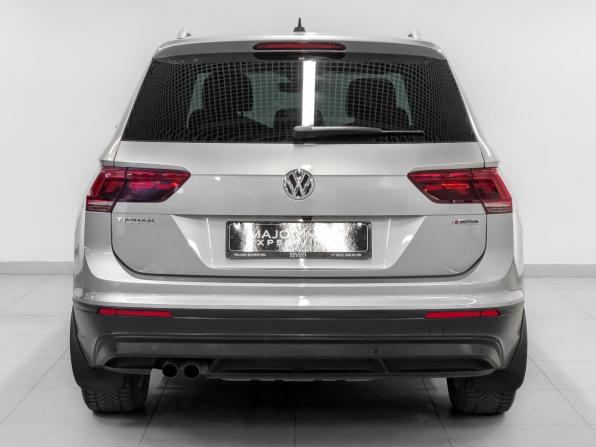 Volkswagen Tiguan II с пробегом 2020 года, цена 3 250 000 рублей, 76255 км, внедорожник, Автокод Объявления