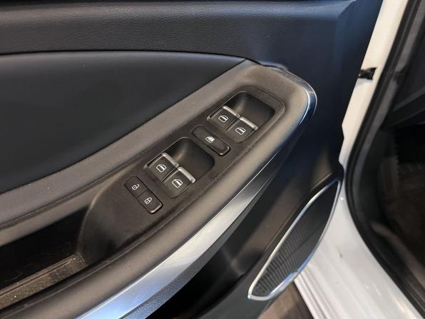 Omoda S5 с пробегом 2024 года, цена 1 790 000 рублей, 11825 км, седан, Автокод Объявления