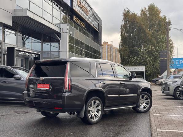 Cadillac Escalade IV с пробегом 2016 года, цена 3 499 000 рублей, 124850 км, внедорожник, Автокод Объявления