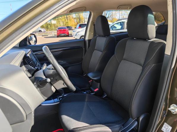 Mitsubishi Outlander III Рестайлинг 3 с пробегом 2020 года, цена 1 950 000 рублей, 92568 км, внедорожник, Автокод Объявления