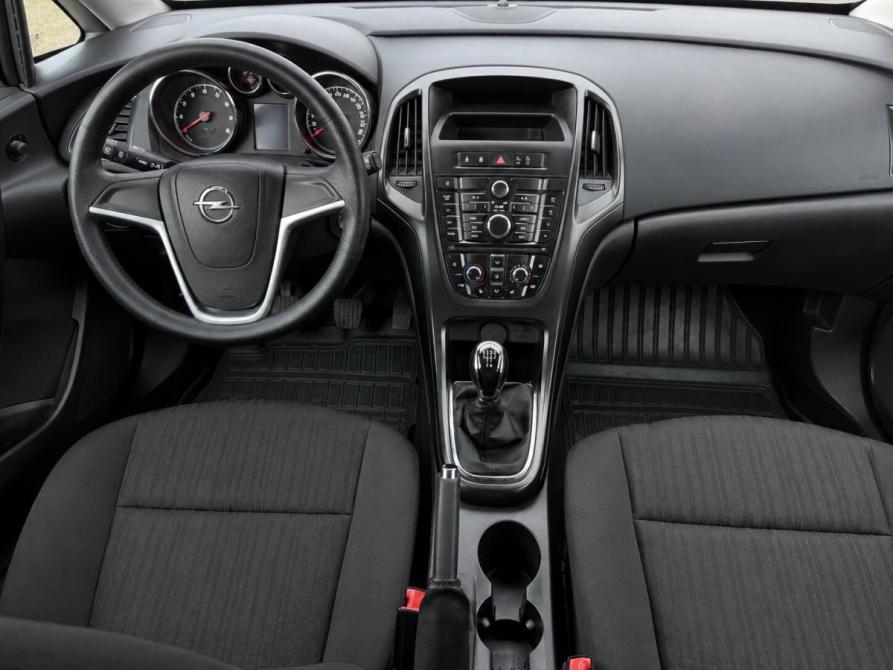 Opel Astra J Набережные Челны  - изображение 18