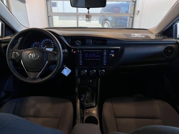 Toyota Corolla XI (E160 E170 E180) Рестайлинг 1 с пробегом 2016 года, цена 1 320 000 рублей, 220679 км, седан, Автокод Объявления