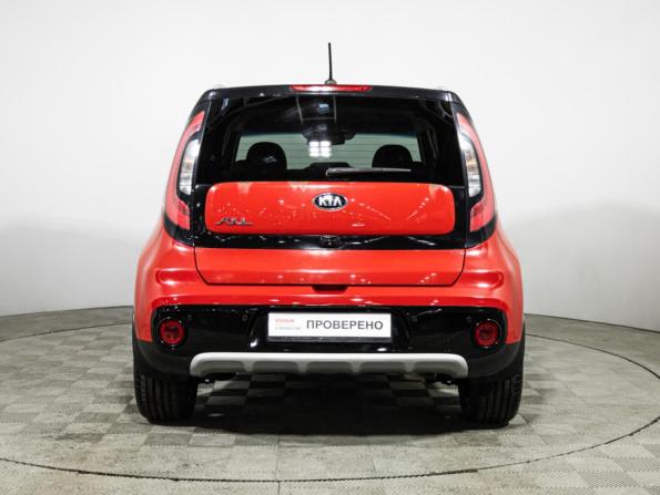Kia Soul II Рестайлинг с пробегом 2018 года, цена 1 649 700 рублей, 96947 км, хэтчбек, Автокод Объявления