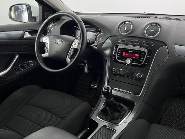 Ford Mondeo IV Рестайлинг с пробегом 2013 года, цена 890 000 рублей, 215000 км, седан, Автокод Объявления