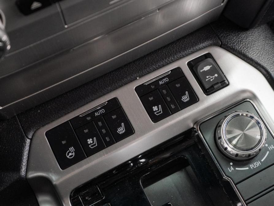 Toyota Land Cruiser 200 Series Рестайлинг 2 Тюмень  - изображение 18