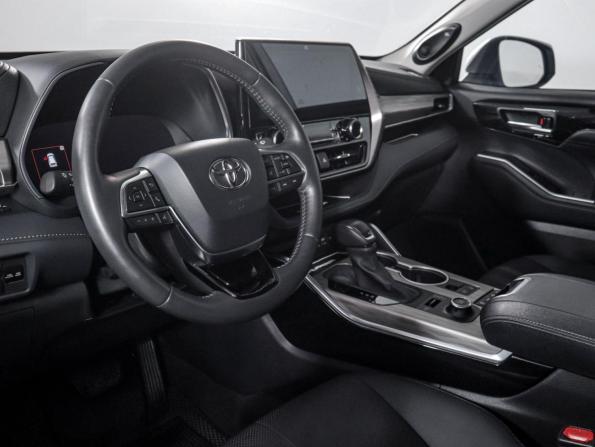 Toyota Highlander IV (XU70) с пробегом 2025 года, цена 4 699 000 рублей, 39336 км, внедорожник, Автокод Объявления