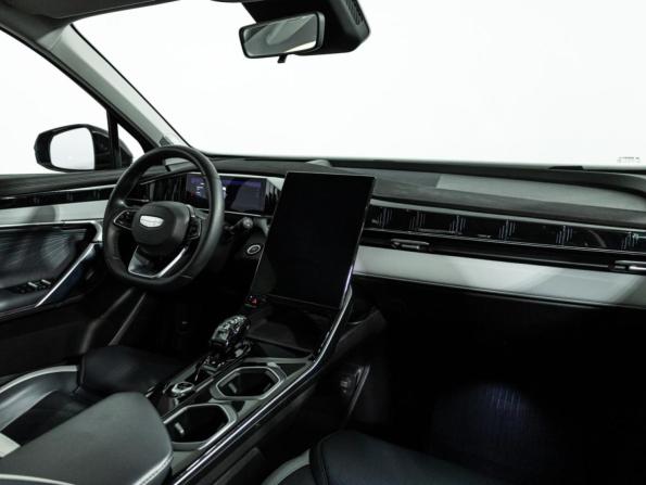 Geely Atlas II с пробегом 2024 года, цена 2 749 700 рублей, 20145 км, внедорожник, Автокод Объявления