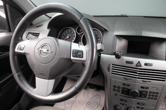 Opel Astra H Рестайлинг с пробегом 2011 года, цена 549 000 рублей, 217000 км, хэтчбек, Автокод Объявления