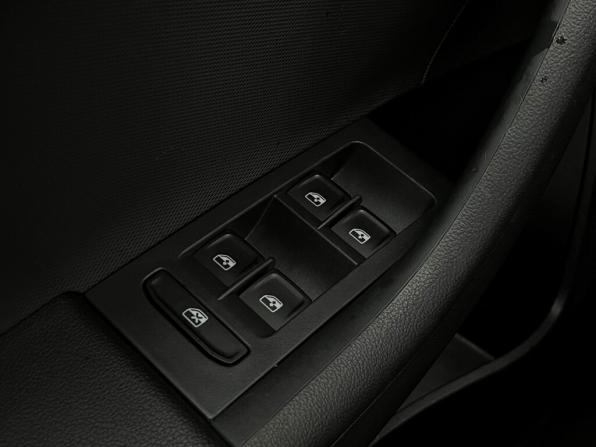 Volkswagen Polo VI с пробегом 2021 года, цена 1 722 600 рублей, 84047 км, лифтбек, Автокод Объявления