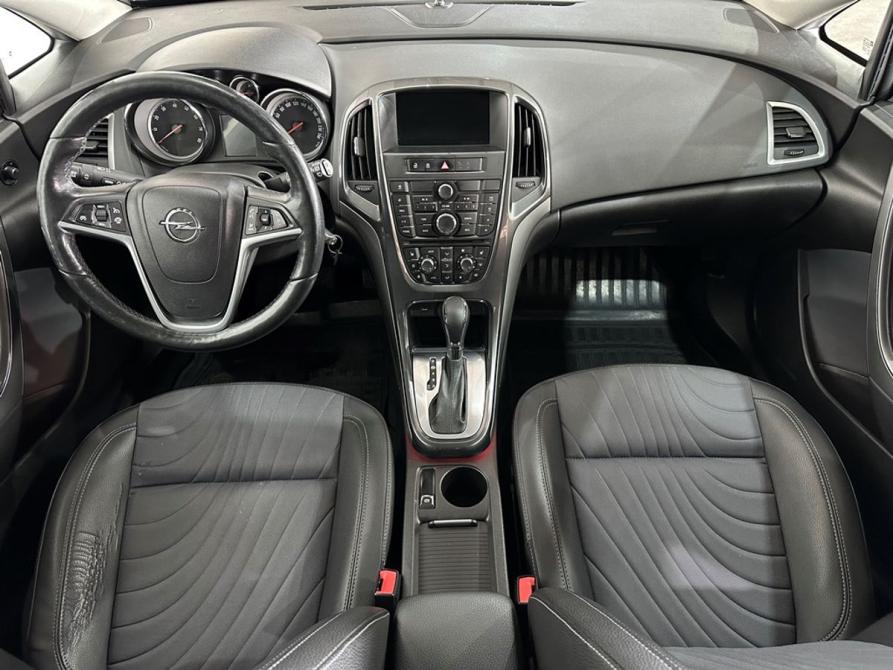 Opel Astra J Рестайлинг Москва  - изображение 9