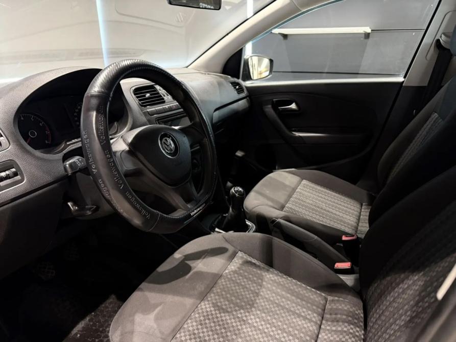 Volkswagen Polo V Рестайлинг Новосибирск  - изображение 13