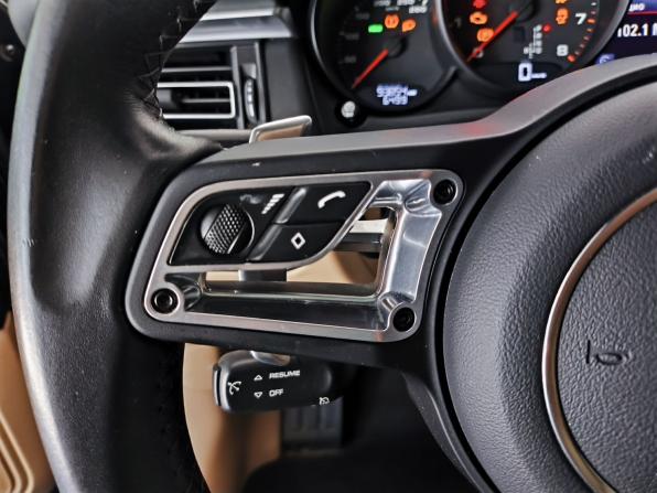 Porsche Macan I Рестайлинг с пробегом 2021 года, цена 5 350 000 рублей, 93854 км, внедорожник, Автокод Объявления
