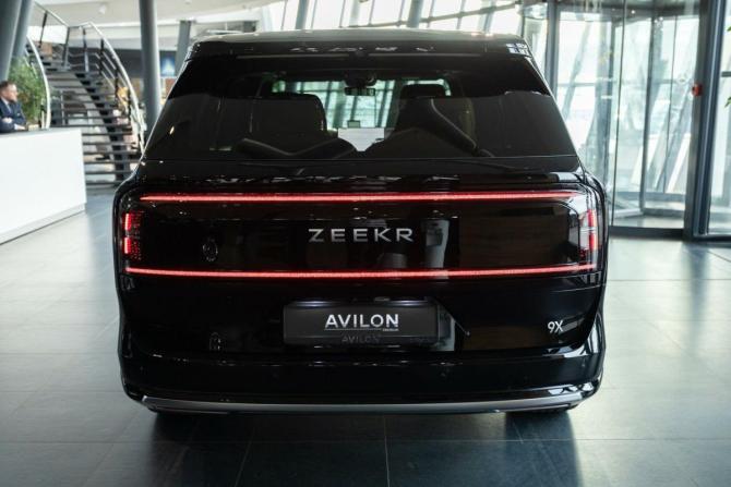 Новый Zeekr 9X 2025 года, цена 15 315 040 рублей, внедорожник, Автокод Объявления