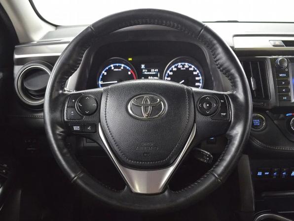 Toyota RAV4 IV (XA40) Рестайлинг с пробегом 2017 года, цена 2 450 000 рублей, 128000 км, внедорожник, Автокод Объявления