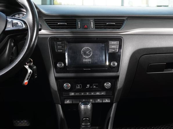 Skoda Rapid I Рестайлинг с пробегом 2018 года, цена 1 248 000 рублей, 100889 км, лифтбек, Автокод Объявления