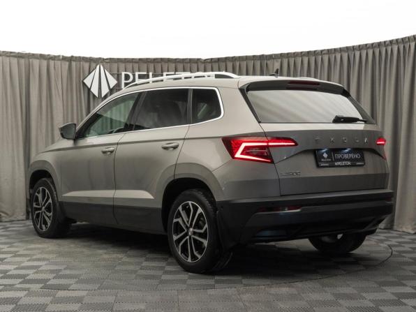 Skoda Karoq I с пробегом 2022 года, цена 2 590 000 рублей, 45919 км, внедорожник, Автокод Объявления