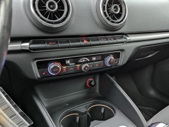 Audi A3 III (8V) с пробегом 2013 года, цена 1 375 000 рублей, 82478 км, хэтчбек, Автокод Объявления