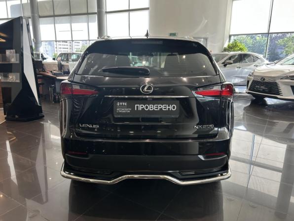 Lexus NX I с пробегом 2015 года, цена 2 775 000 рублей, 97725 км, внедорожник, Автокод Объявления