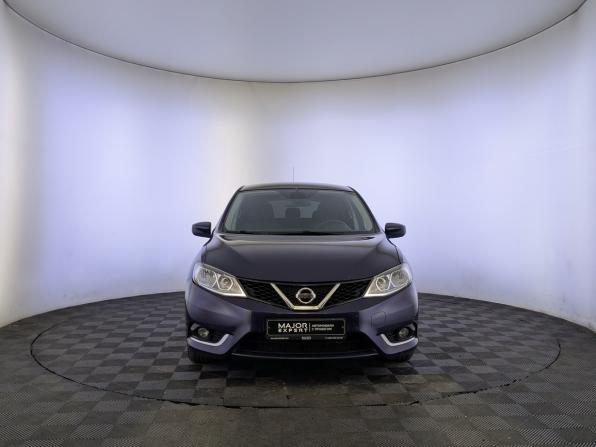 Nissan Tiida II с пробегом 2015 года, цена 1 050 000 рублей, 137295 км, хэтчбек, Автокод Объявления