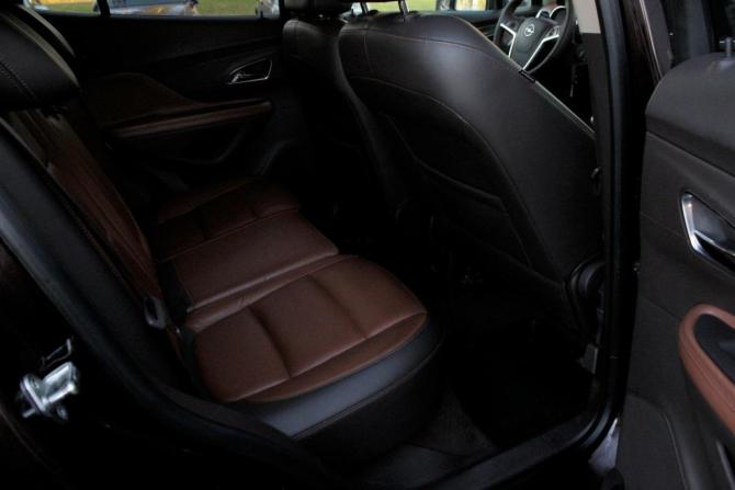 Opel Mokka I с пробегом 2013 года, цена 1 360 000 рублей, 91083 км, внедорожник, Автокод Объявления