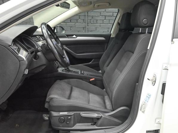Volkswagen Passat B8 с пробегом 2015 года, цена 1 850 000 рублей, 150636 км, седан, Автокод Объявления