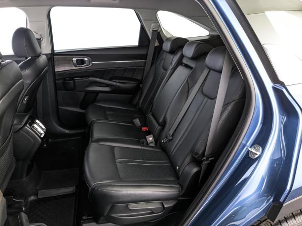 Kia Sorento IV с пробегом 2022 года, цена 3 795 000 рублей, 93150 км, внедорожник, Автокод Объявления