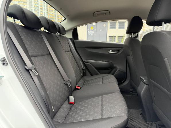 Kia Rio IV с пробегом 2017 года, цена 1 095 000 рублей, 140332 км, седан, Автокод Объявления