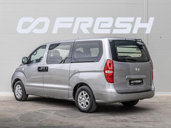 Hyundai Grand Starex I с пробегом 2011 года, цена 1 900 000 рублей, 366958 км, минивэн, Автокод Объявления