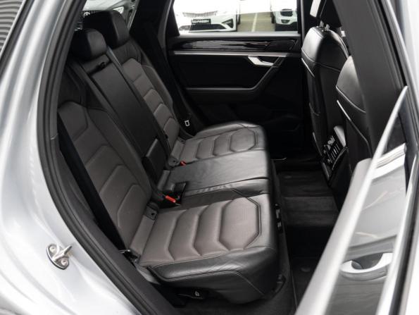 Volkswagen Touareg III с пробегом 2018 года, цена 4 350 000 рублей, 160482 км, внедорожник, Автокод Объявления