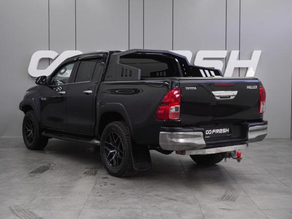 Toyota Hilux VIII с пробегом 2017 года, цена 3 399 000 рублей, 187501 км, offers.body_type.unknown, Автокод Объявления