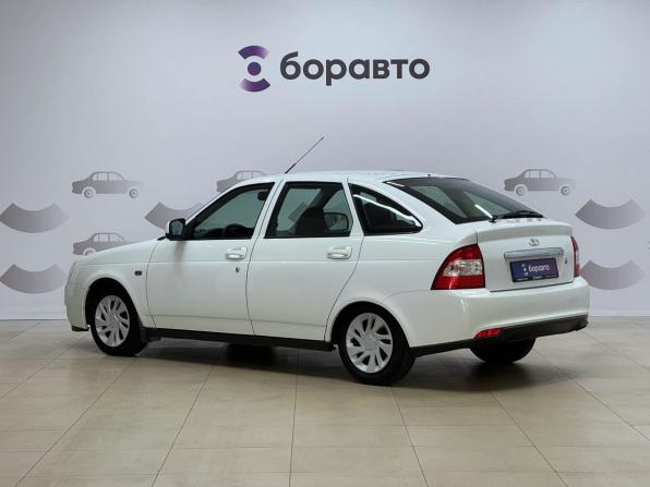 Lada (ВАЗ) Priora I Рестайлинг с пробегом 2015 года, цена 545 000 рублей, 173872 км, хэтчбек, Автокод Объявления