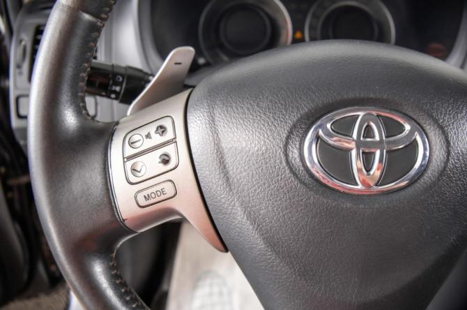 Toyota Auris I с пробегом 2009 года, цена 619 000 рублей, 283145 км, хэтчбек, Автокод Объявления