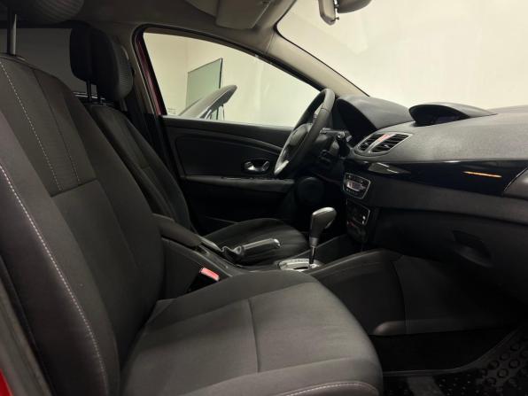 Renault Megane III с пробегом 2010 года, цена 650 000 рублей, 204688 км, хэтчбек, Автокод Объявления