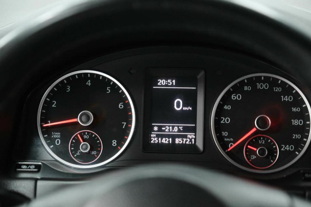 Volkswagen Tiguan I Рестайлинг Казань  - изображение 23