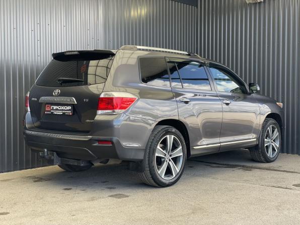 Toyota Highlander II (XU40) Рестайлинг с пробегом 2011 года, цена 2 000 000 рублей, 187857 км, внедорожник, Автокод Объявления