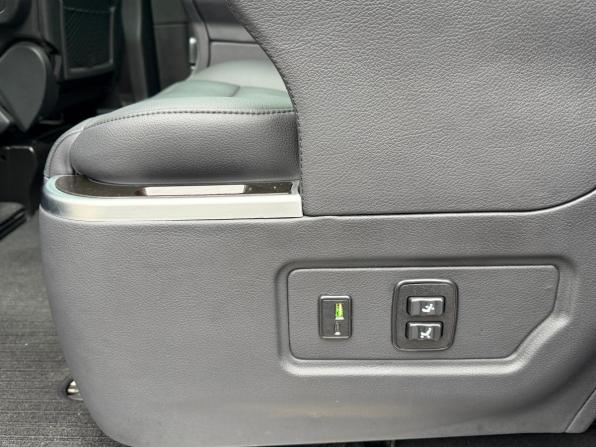 Mercedes-Benz V-Класс III (W447) Рестайлинг с пробегом 2020 года, цена 4 849 000 рублей, 172000 км, минивэн, Автокод Объявления
