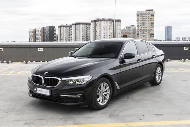 BMW 5 серии VII (G30/G31/G38) с пробегом 2018 года, цена 3 399 000 рублей, 97189 км, седан, Автокод Объявления