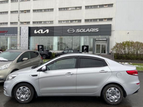 Kia Rio III Рестайлинг с пробегом 2016 года, цена 1 075 000 рублей, 44085 км, седан, Автокод Объявления