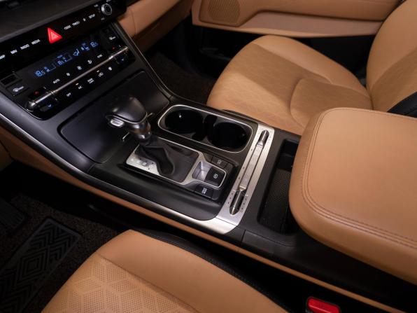 Kia Carnival III с пробегом 2021 года, цена 3 800 000 рублей, 62100 км, минивэн, Автокод Объявления