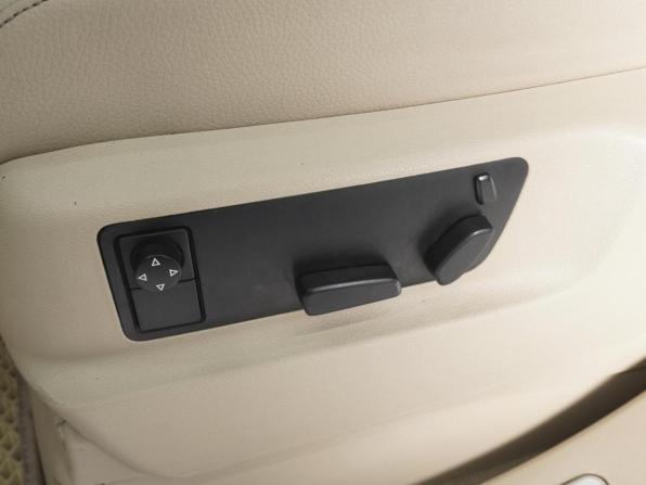 Volkswagen Touareg I Рестайлинг с пробегом 2008 года, цена 950 000 рублей, 143102 км, внедорожник, Автокод Объявления