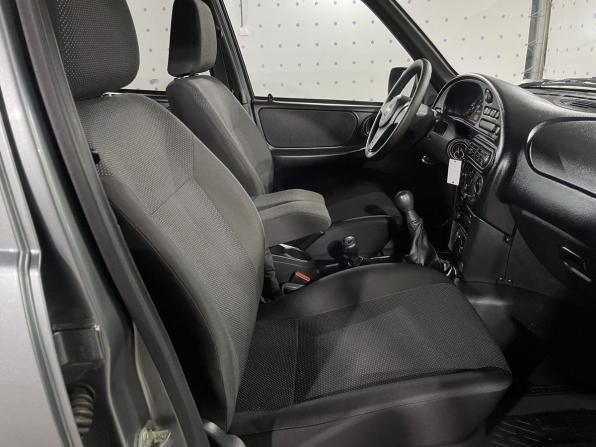 Chevrolet Niva I Рестайлинг с пробегом 2019 года, цена 880 000 рублей, 50272 км, внедорожник, Автокод Объявления