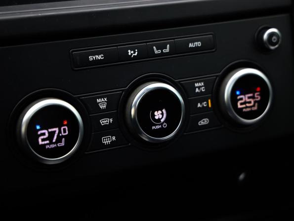 Land Rover Discovery V с пробегом 2019 года, цена 2 429 800 рублей, 134346 км, внедорожник, Автокод Объявления