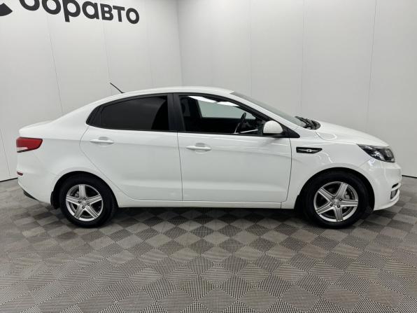 Kia Rio III Рестайлинг с пробегом 2016 года, цена 1 149 000 рублей, 99266 км, седан, Автокод Объявления