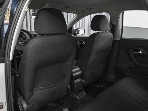 Volkswagen Polo V Рестайлинг с пробегом 2017 года, цена 1 070 000 рублей, 199431 км, седан, Автокод Объявления
