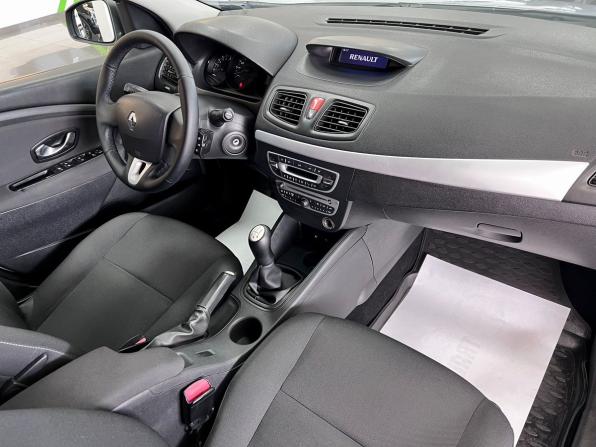 Renault Fluence I с пробегом 2010 года, цена 625 000 рублей, 256573 км, седан, Автокод Объявления