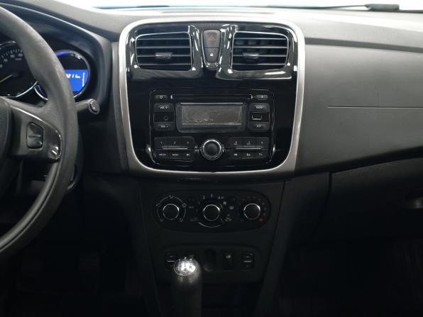 Renault Logan II с пробегом 2016 года, цена 524 000 рублей, 189209 км, седан, Автокод Объявления
