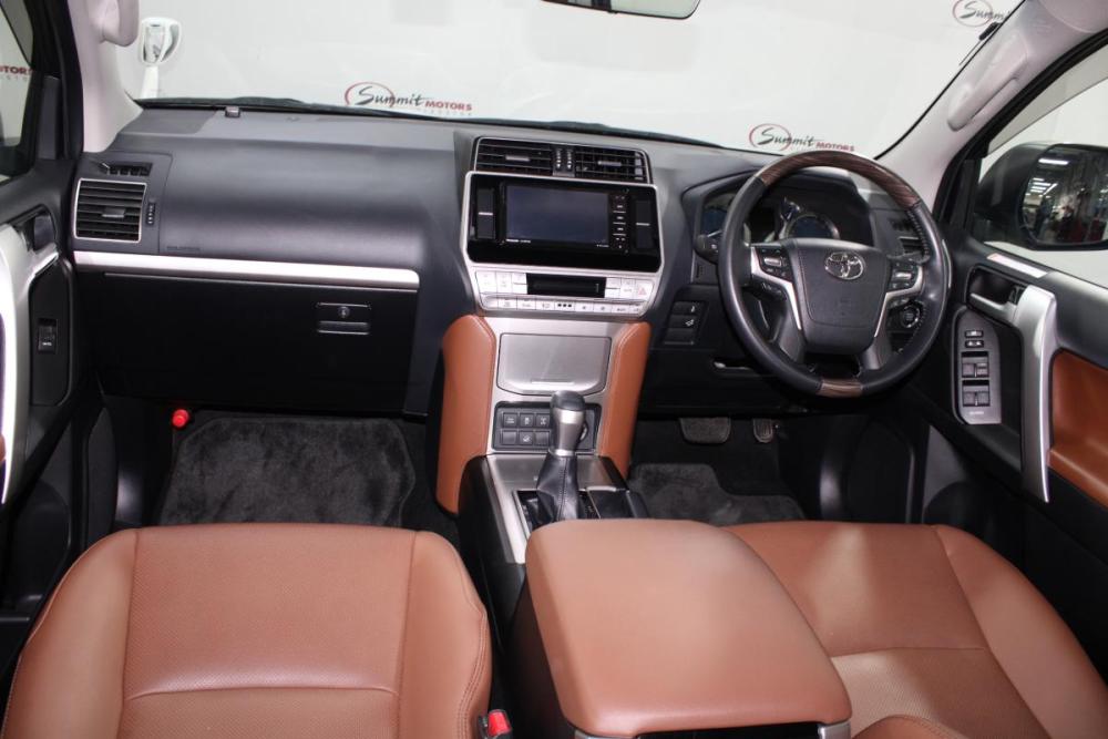 Toyota Land Cruiser Prado 150 Series Рестайлинг 3 Владивосток  - изображение 18