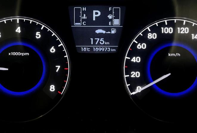 Hyundai Solaris I Рестайлинг с пробегом 2015 года, цена 975 000 рублей, 189973 км, седан, Автокод Объявления