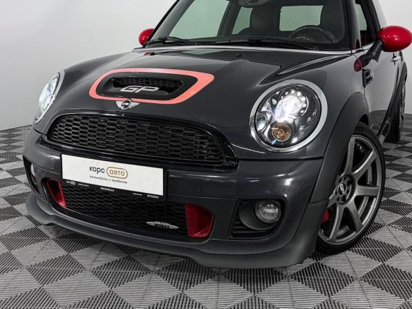 Mini Hatch II (R56) Рестайлинг с пробегом 2013 года, цена 1 612 000 рублей, 184215 км, хэтчбек, Автокод Объявления