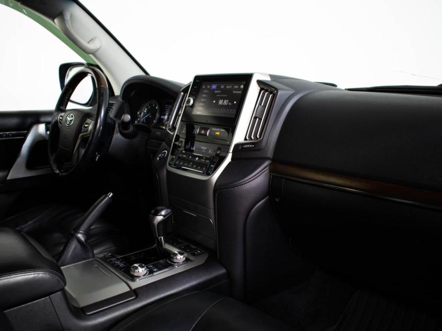 Toyota Land Cruiser 200 Series Рестайлинг 2 Москва  - изображение 9